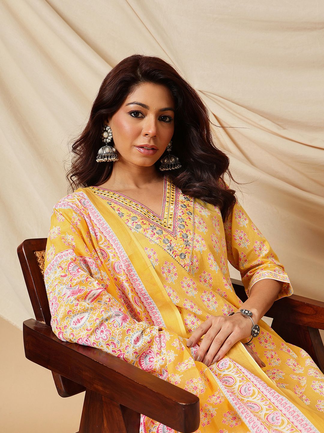 Ginni Arora Label Women Floral Printed Cotton Kurta with Salwar & Dupatta