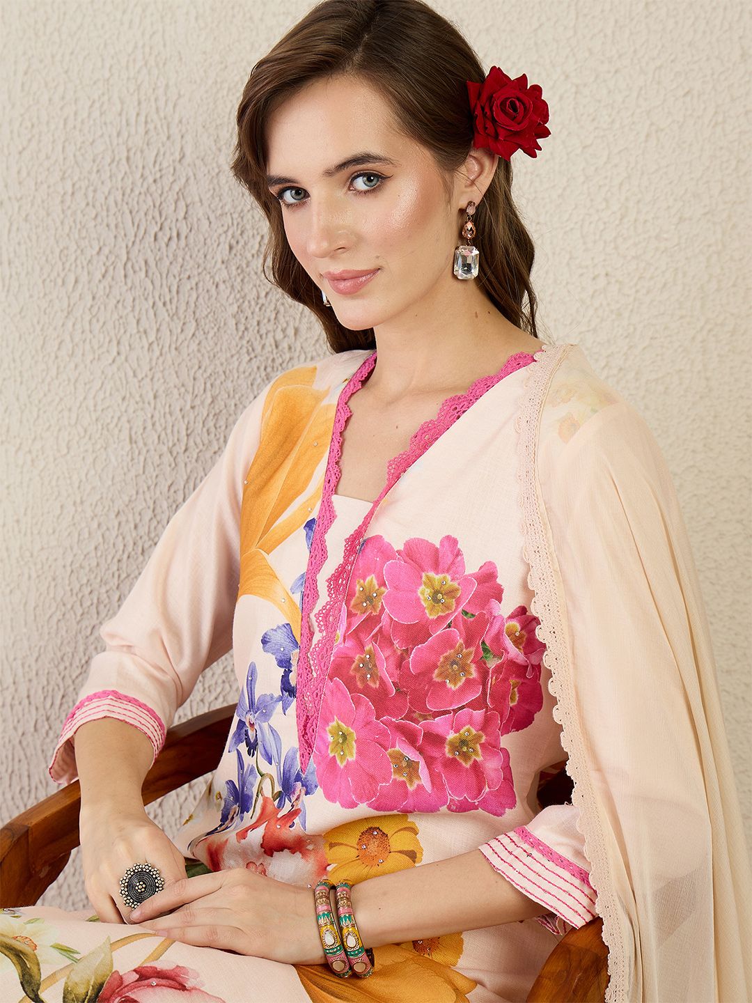 Indo Era Women Floral Printed Linen Kurta with Trousers & Dupatta
