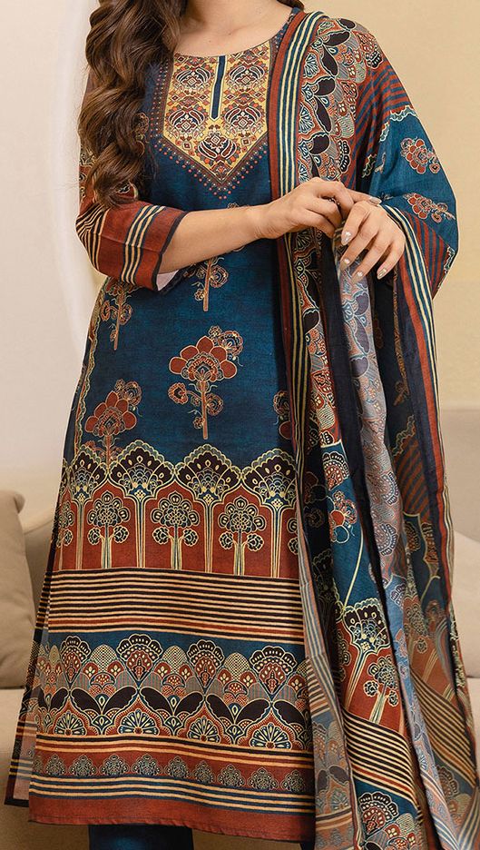 Women Ethnic Motifs Woven Design Kurta with Trousers & Dupatta
