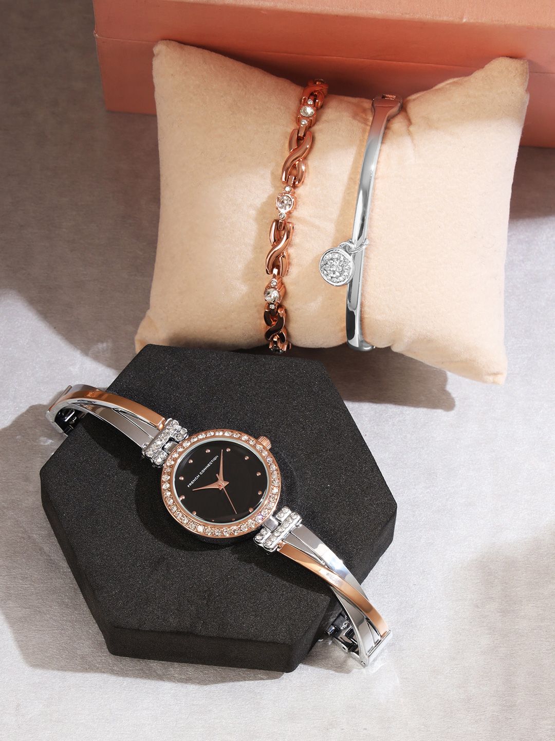 French Connection Women Watch Gift Set FCS11RTM-image-13
