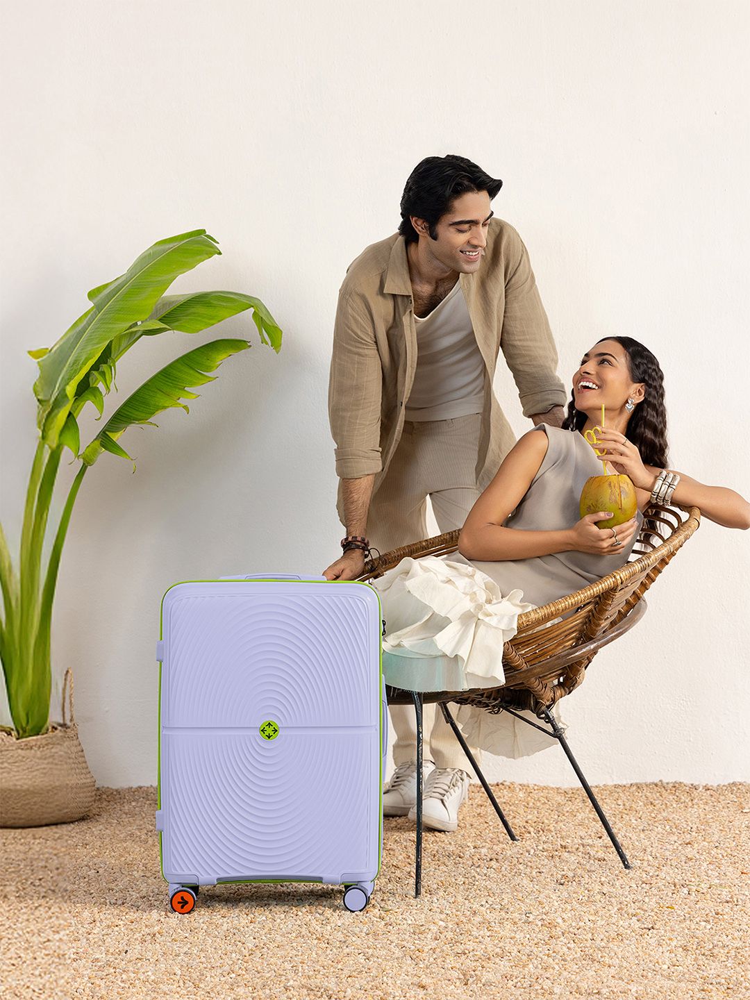 Nasher Miles Bali Textured Hard-Sided Medium Trolley Bag