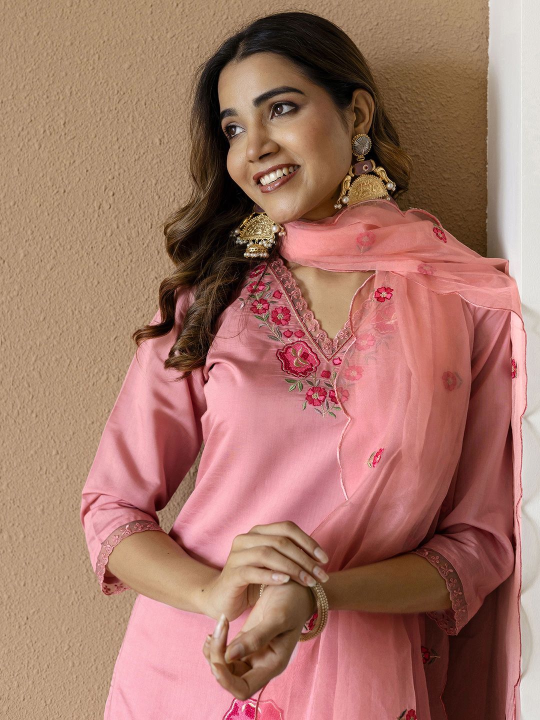 SANISA Women Floral Embroidered Regular Kurta with Trousers & Dupatta