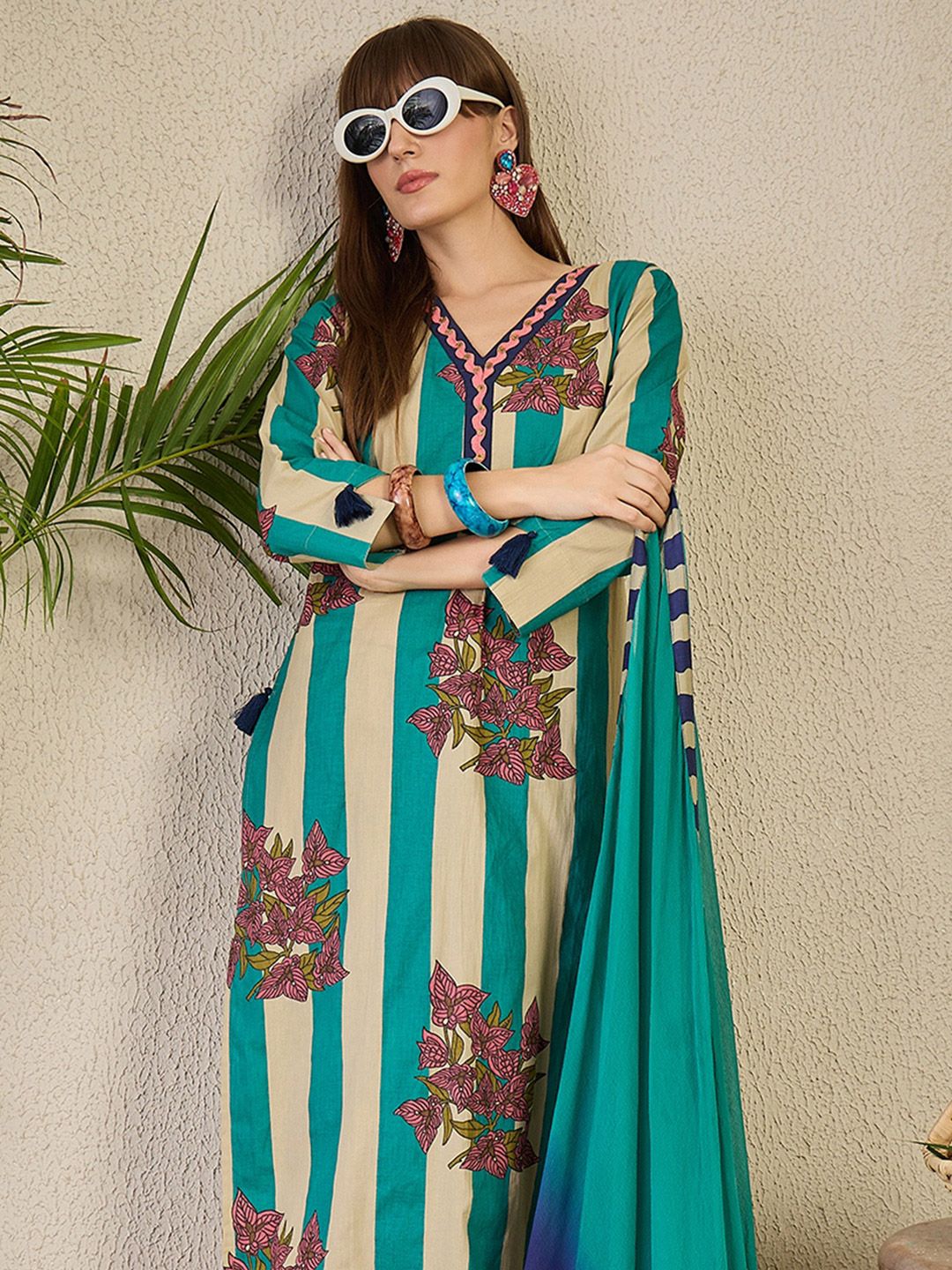 Indo Era Women Floral Printed Pure Cotton V-Neck Kurta with Trousers & With Dupatta