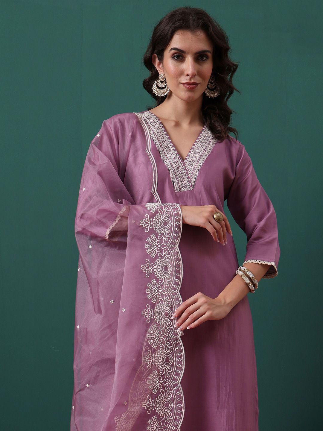 Royal Export Women Ethnic Motifs Embroidered Kurta with Pyjama & Dupatta
