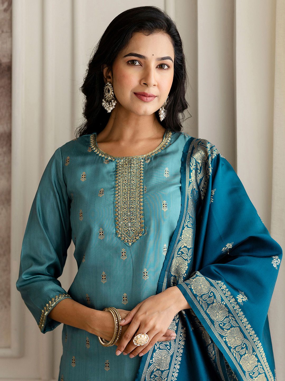 SKYLEE Ethnic Motifs Printed Sequinned Kurta With Trousers & Dupatta