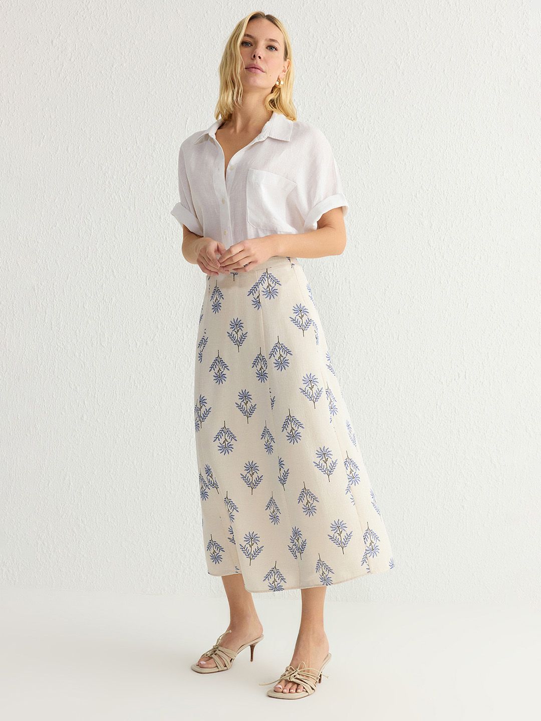 Trendyol Printed Flared Midi Skirt-picture-17