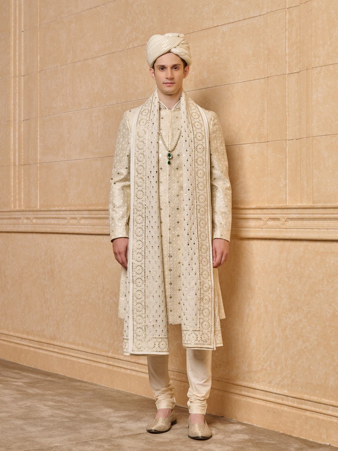 Tasva Men Embroidered Sherwani Set-picture-38