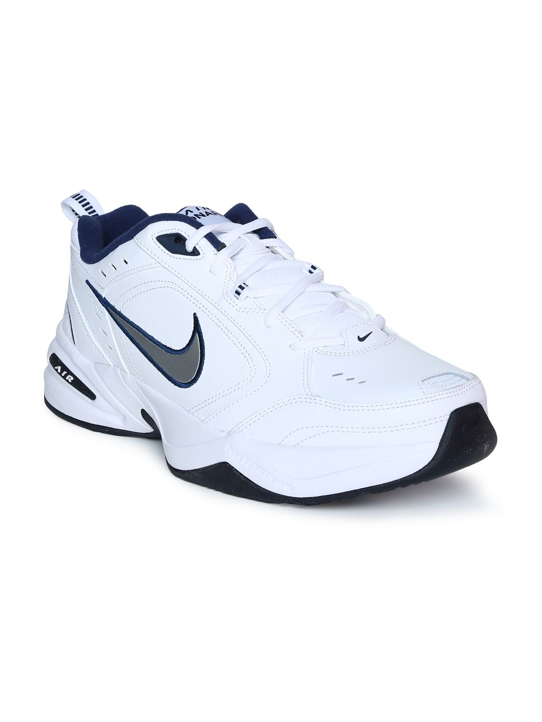 nike men's white training shoes