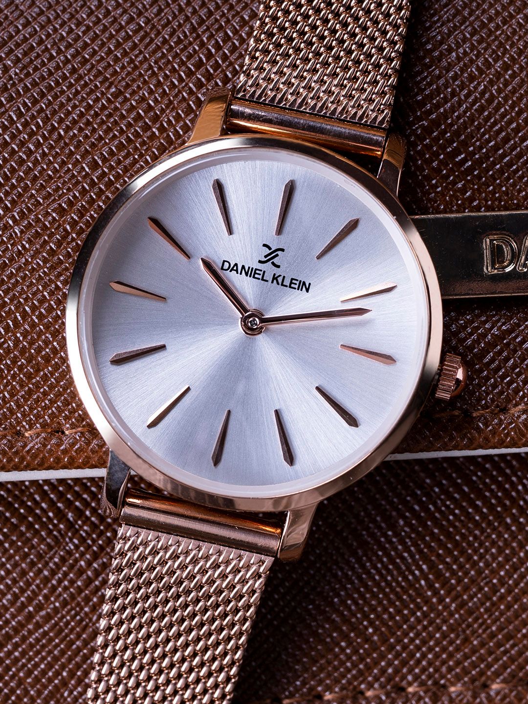 Daniel Klein Fiord Women Silver-Toned Analogue Watch DK11695-2-picture-17