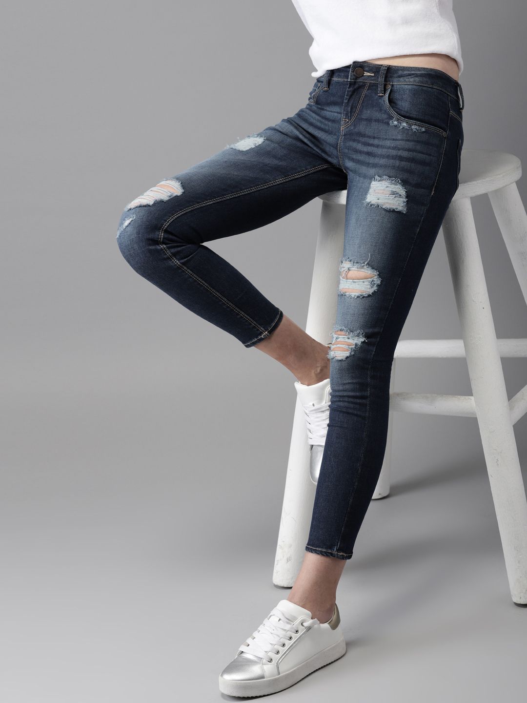HERE&NOW Women Blue Skinny Fit Mid-Rise Mildly Distressed Stretchable Ankle Length Jeans