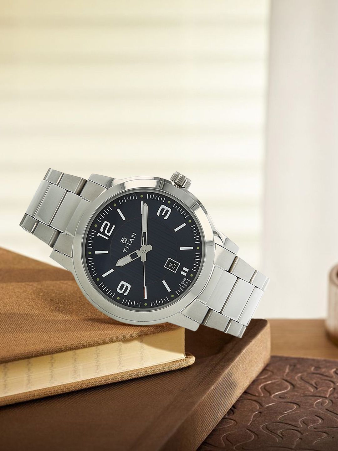 Titan Men Navy & Silver-Toned Analogue Watch NK1730SM03-picture-33