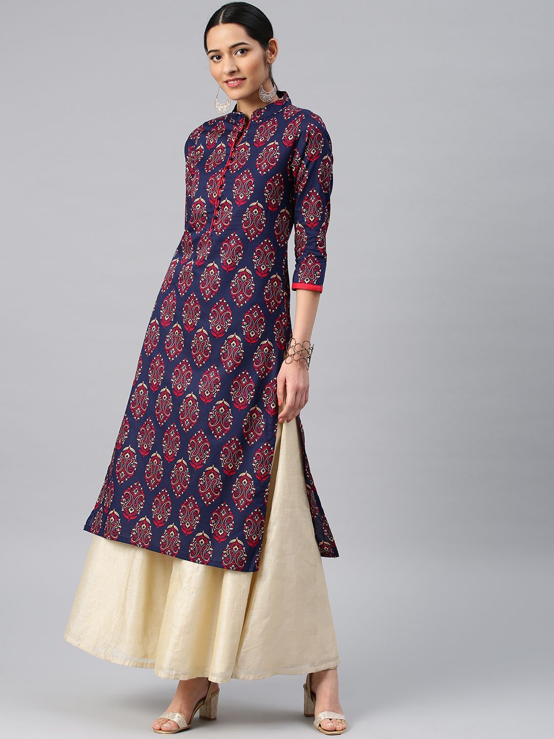 Vishudh Women Navy Blue & Red Printed Straight Kurta