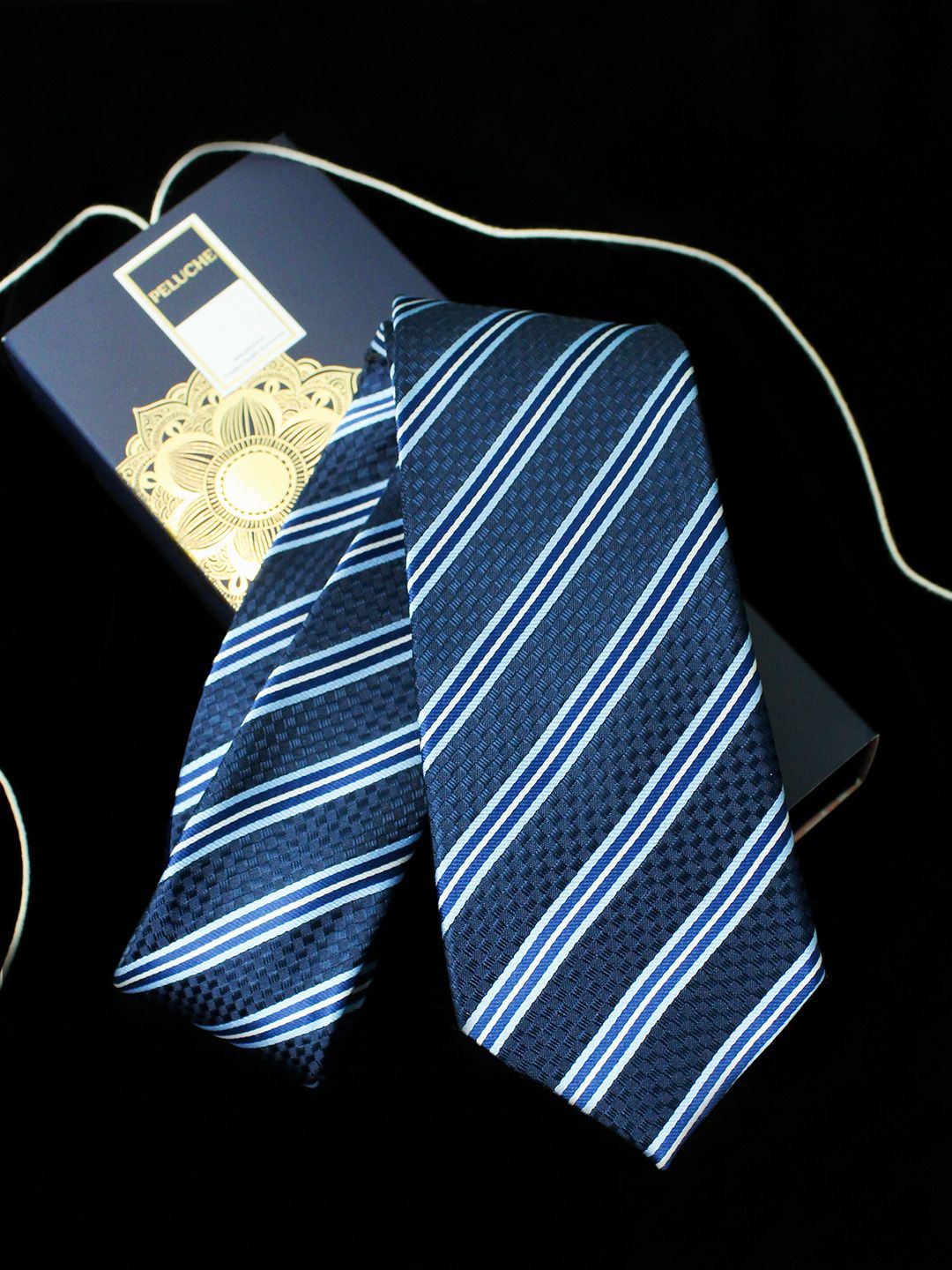 PELUCHE Blue & Multicoloured Striped Broad Tie-picture-29