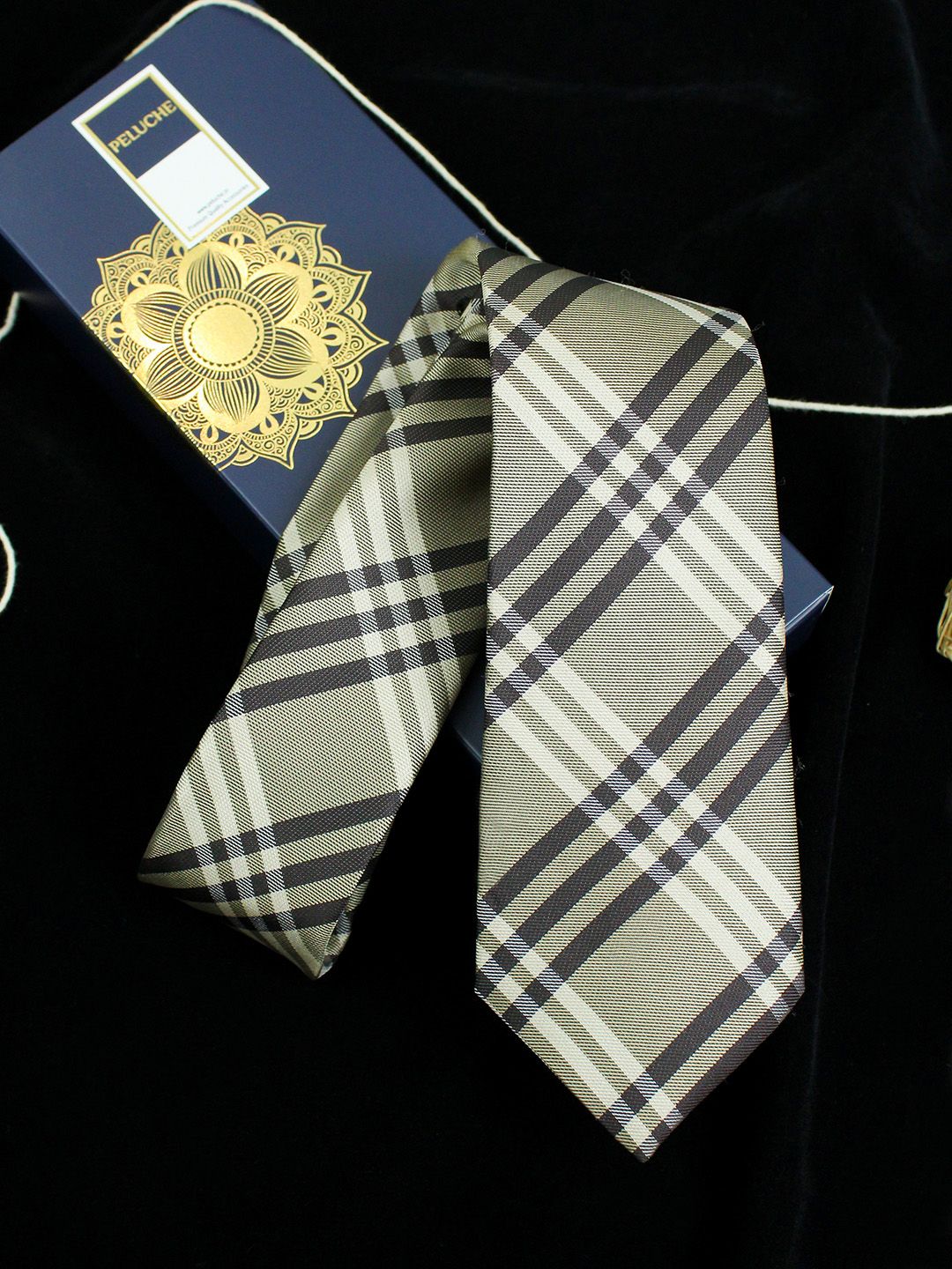 PELUCHE Beige & Brown Checked Broad Tie-picture-41