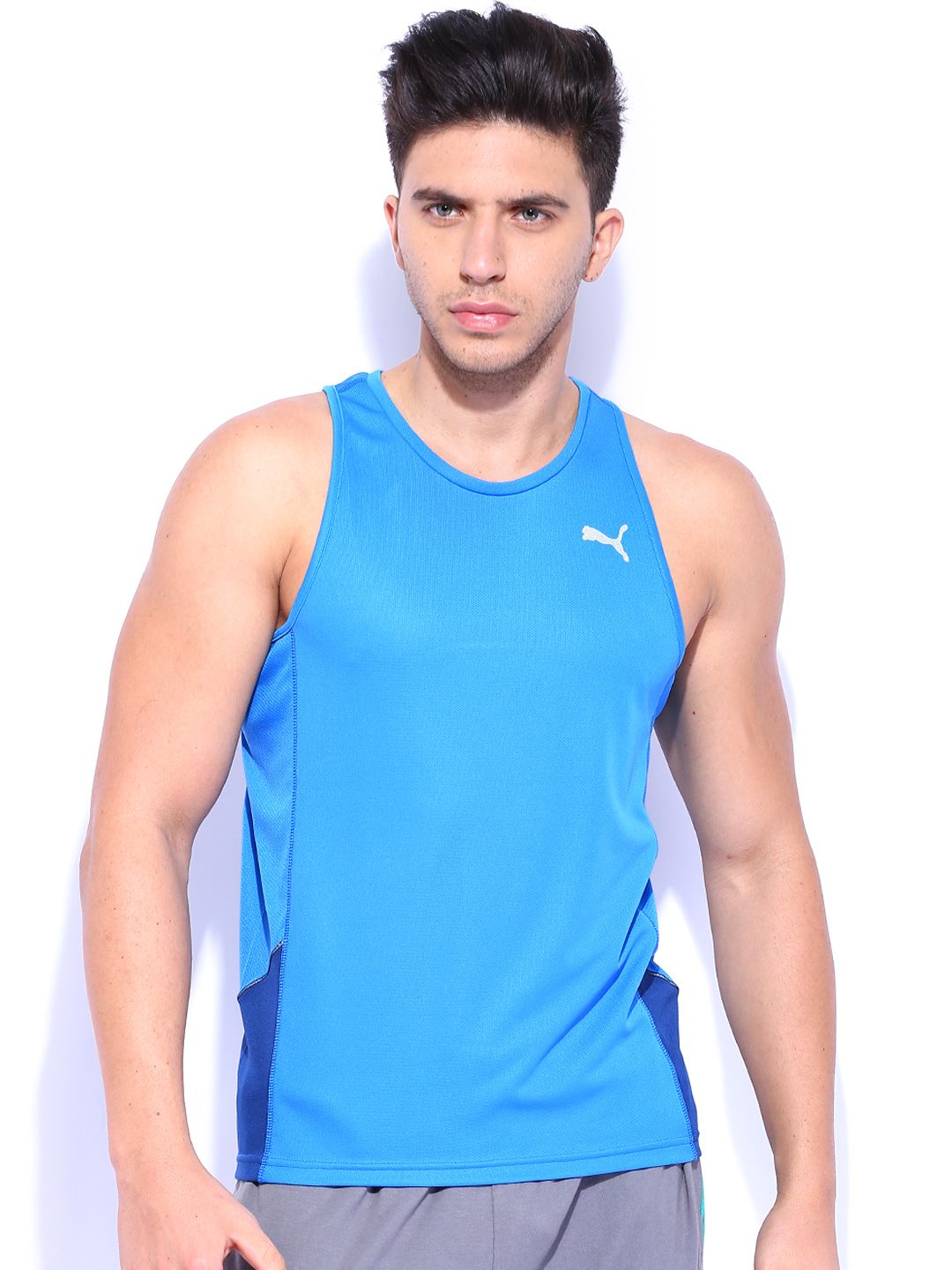 puma sleeveless t shirt india