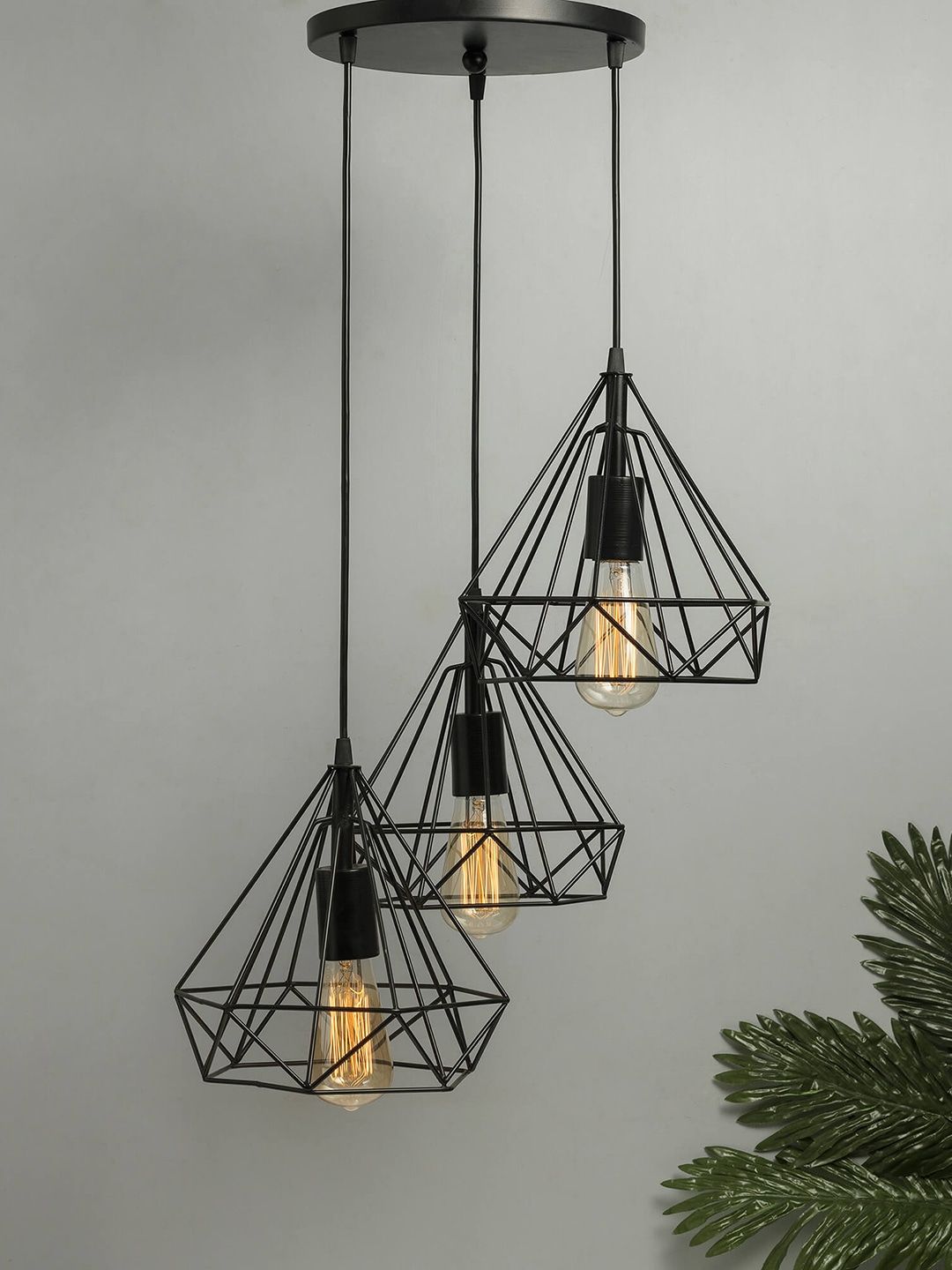 Homesake Black Solid Handcrafted Cluster Lights-picture-29