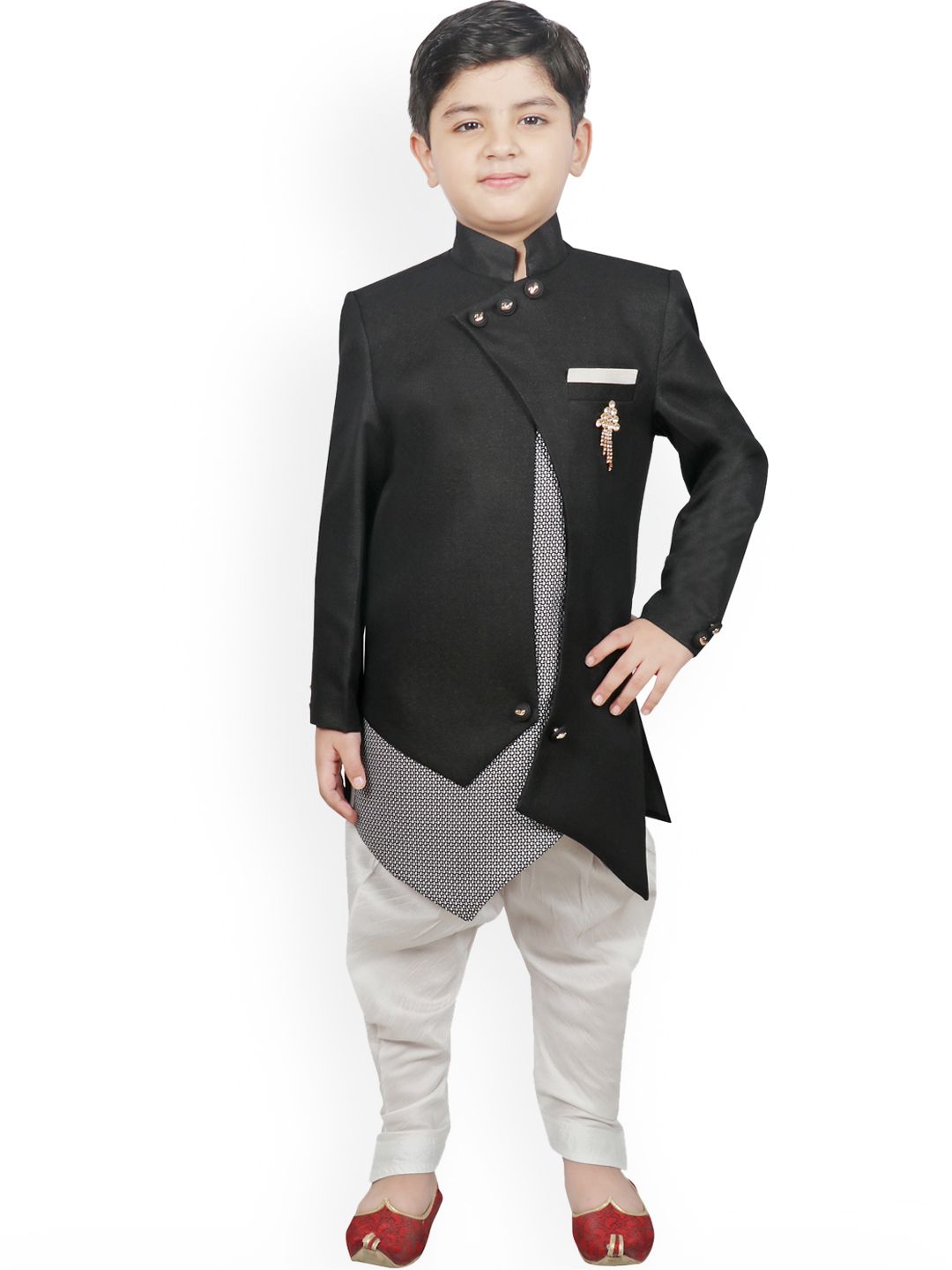 SG YUVRAJ Boys Black & White Solid Silk Sherwani-picture-33