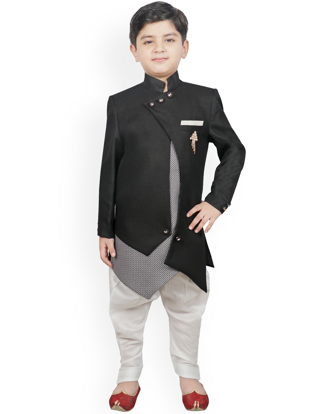 SG YUVRAJ Boys Black & White Solid Silk Sherwani-picture-30