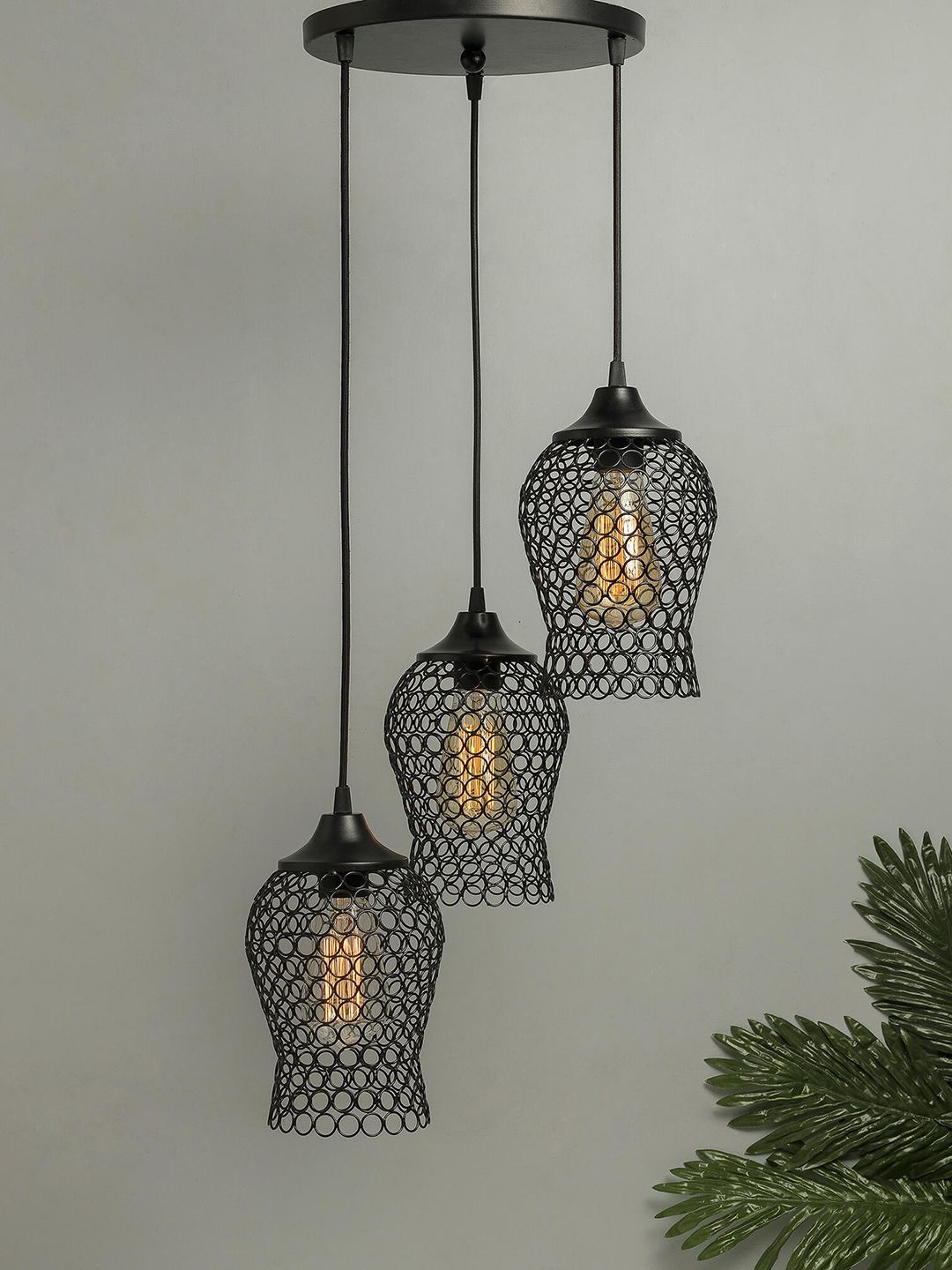 Homesake Black Solid Handcrafted Cluster Lights-picture-18