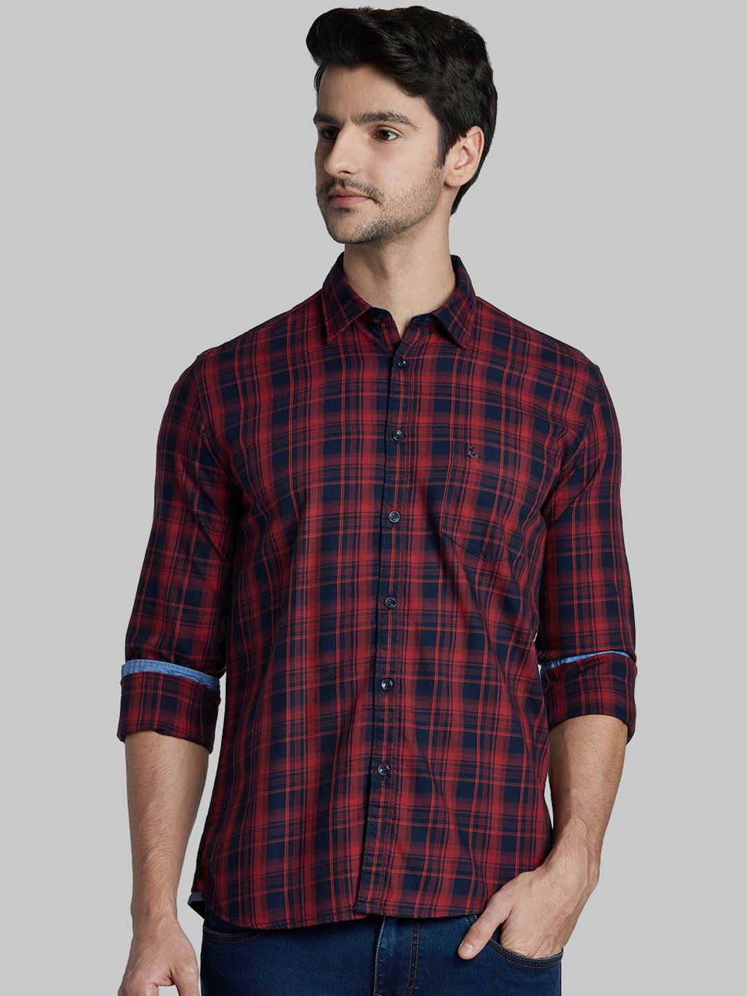 Parx Men Red Slim Fit Checked Casual Shirt view 1