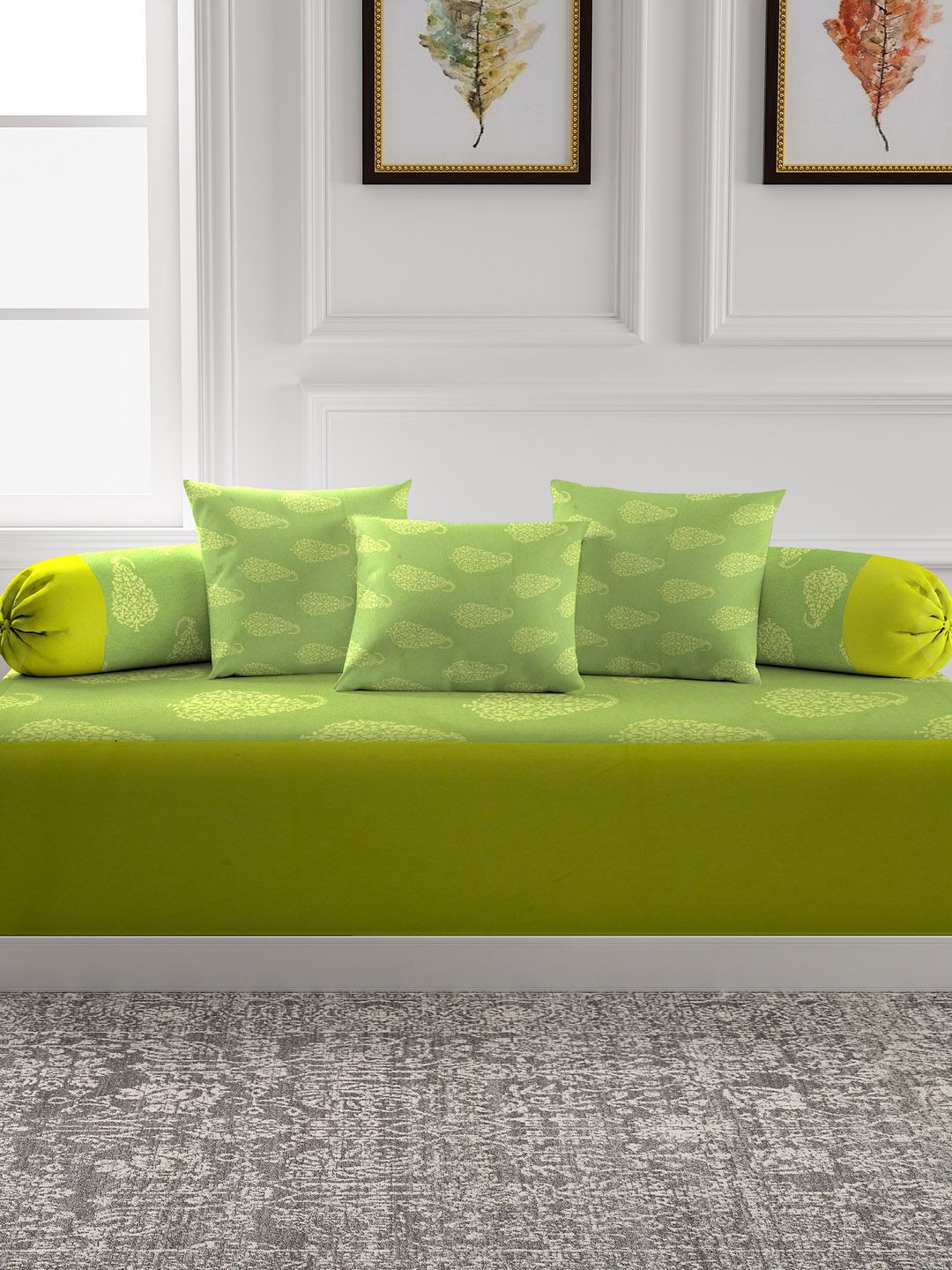 Soumya Set of 6 Green Printed Diwan Set-image-35