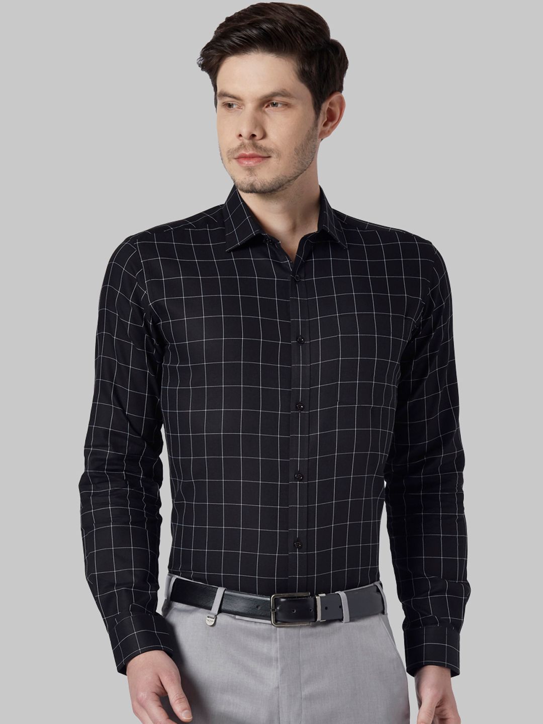 Park Avenue Men Black & White Slim Fit Checked Formal Shirt-picture-31