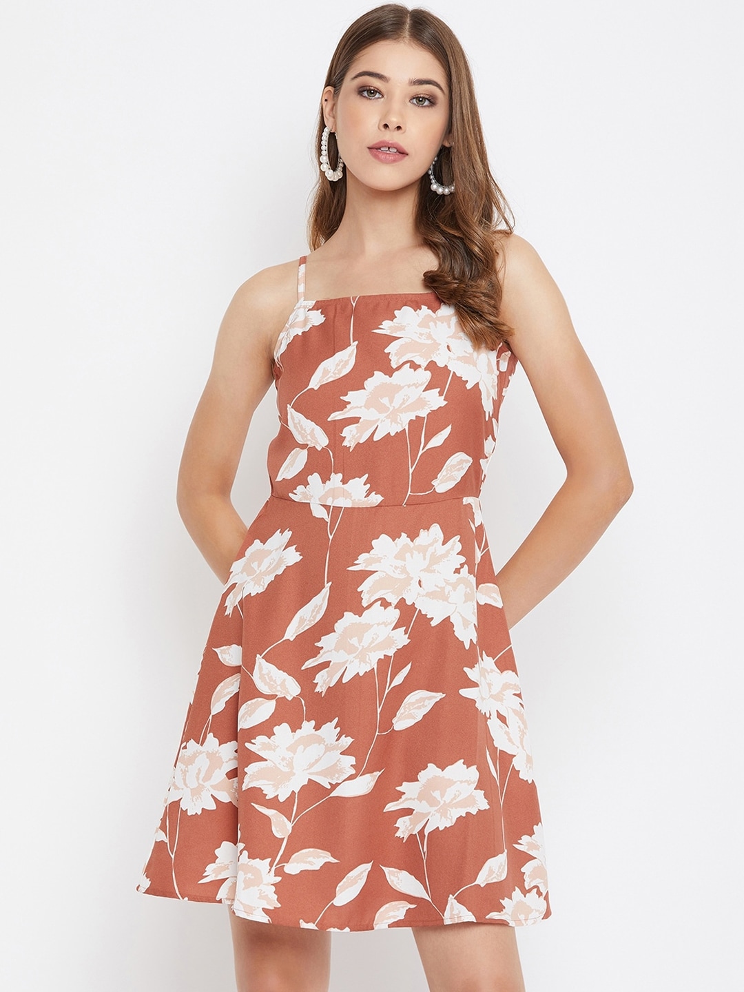 Berrylush Women Brown & White Floral Print Fit and Flare Dress