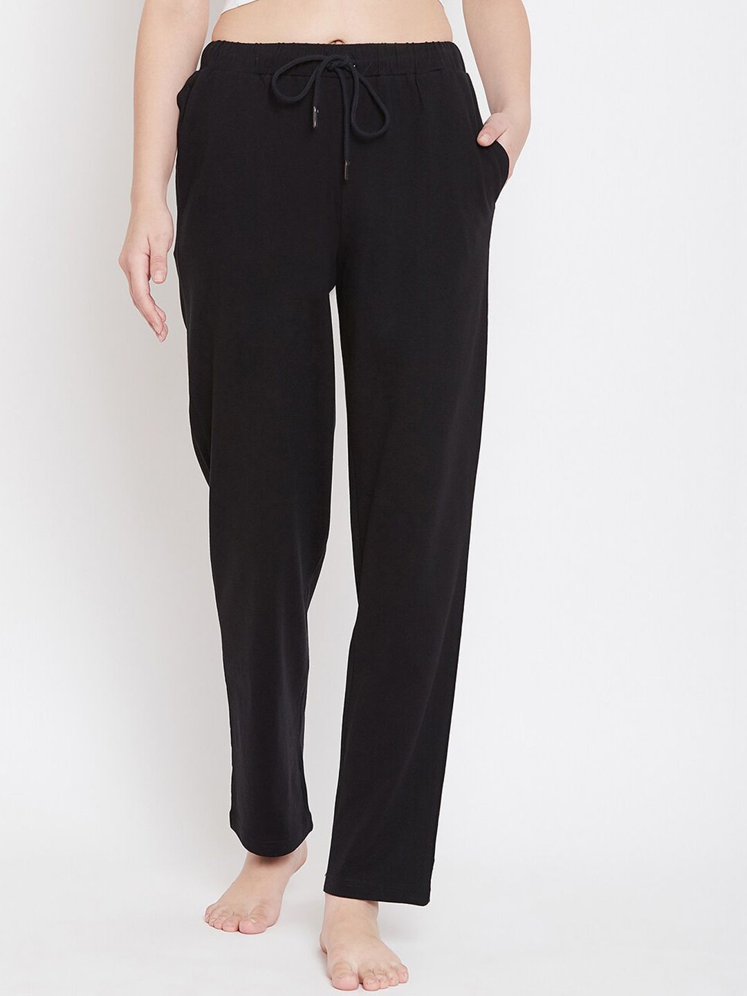 Hypernation Women Black Solid Lounge Pants-picture-17