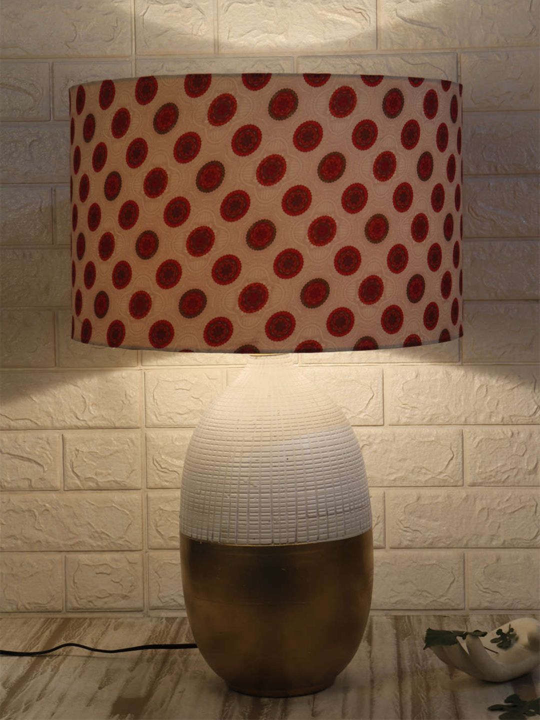Grated Ginger White & Red Printed Cylindrical Shaped Lampshade-picture-20