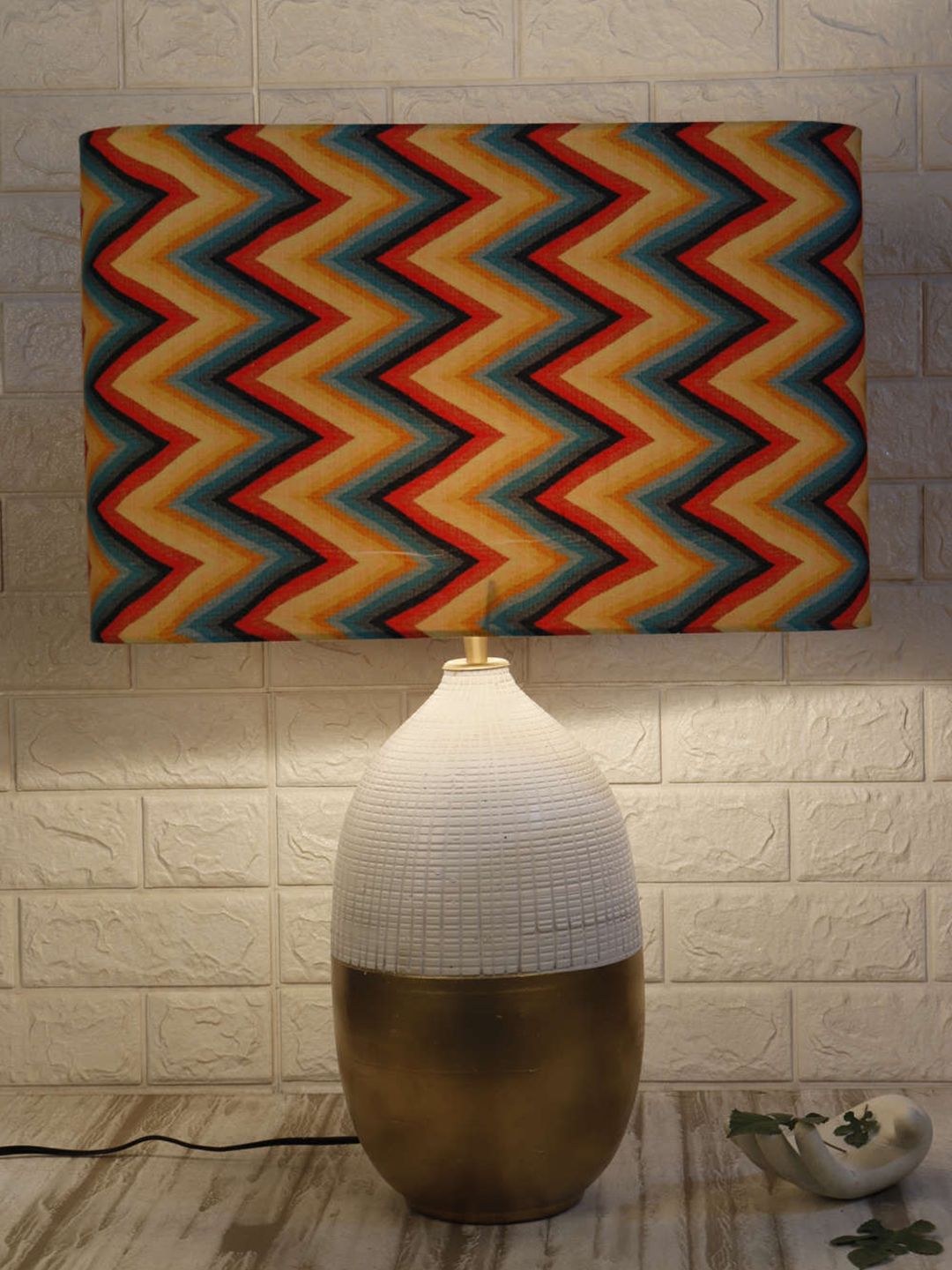 Grated Ginger Yellow & Red Zigzag Pattern Contemporary Rectangle Lampshade-picture-26