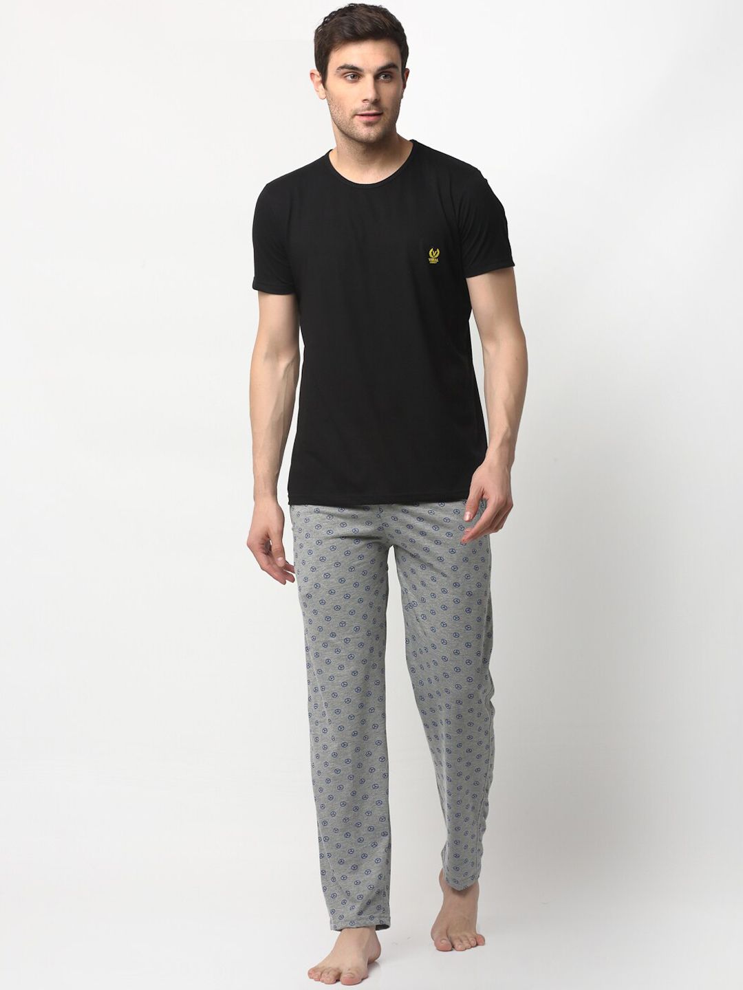 mack jonney VIMAL JONNEY Men Black & Grey Solid Night Suit-picture-37
