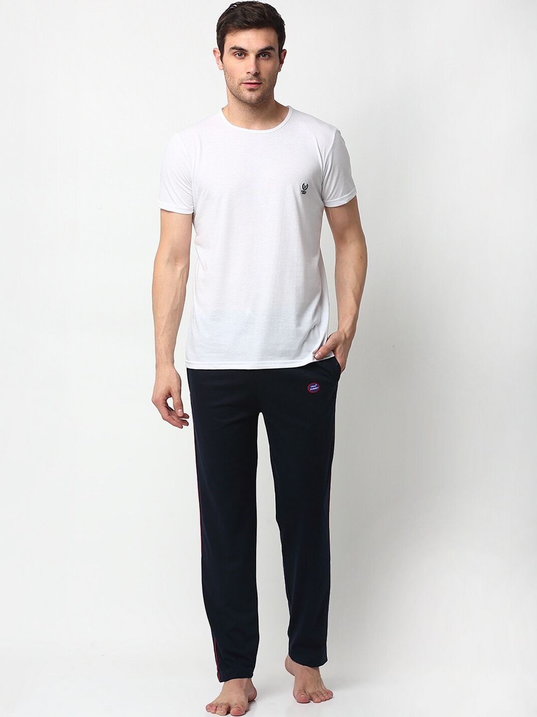 mack jonney VIMAL JONNEY Men White & Navy Blue Solid Night suit-picture-19