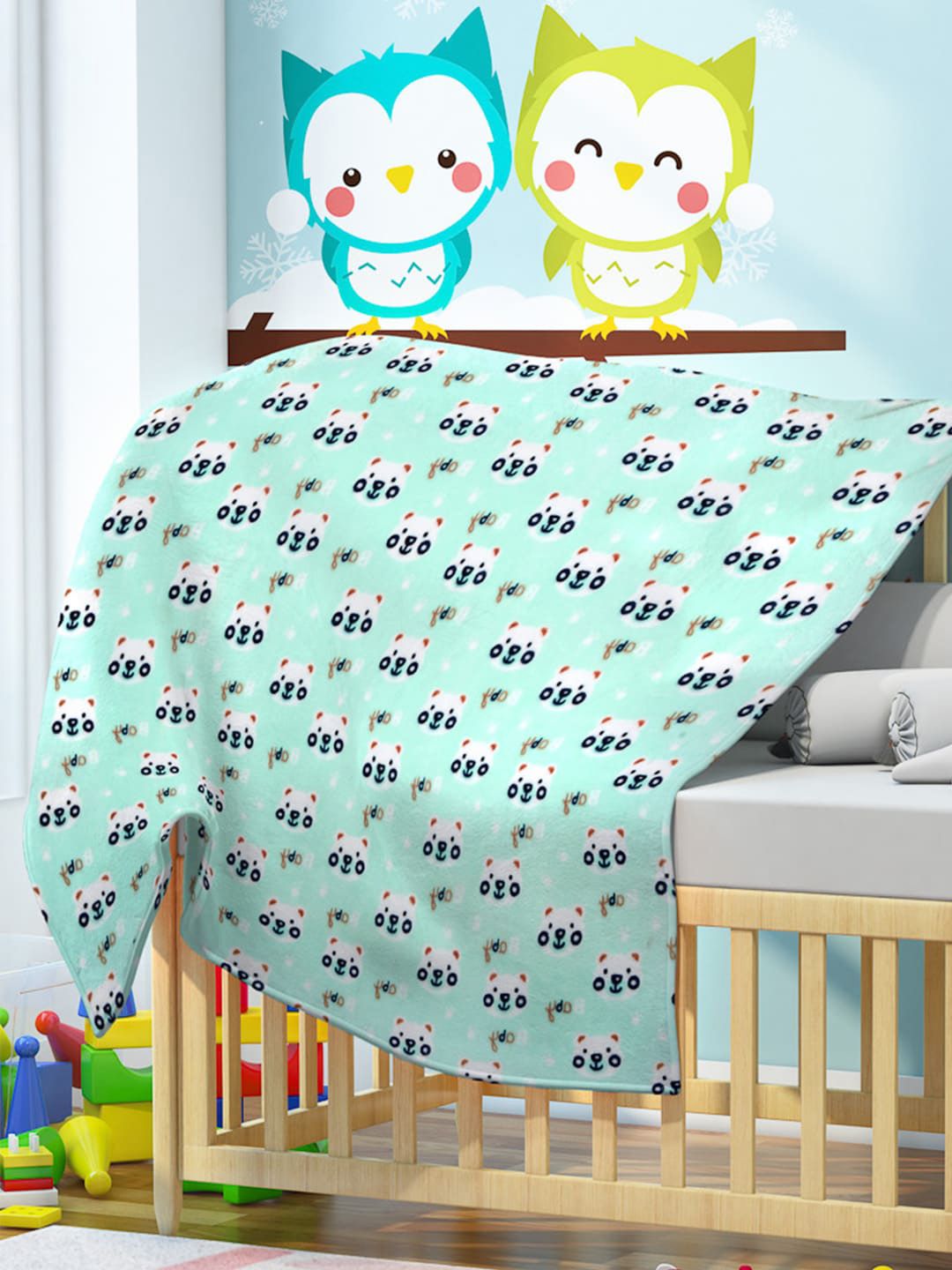 Florida Sea Green & White Cartoon Characters AC Room 300 GSM Single Bed Blanket-image-16