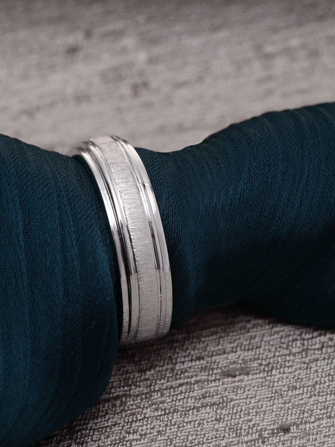 Clara Men Silver Toned Adjustable Finger Ring-picture-40