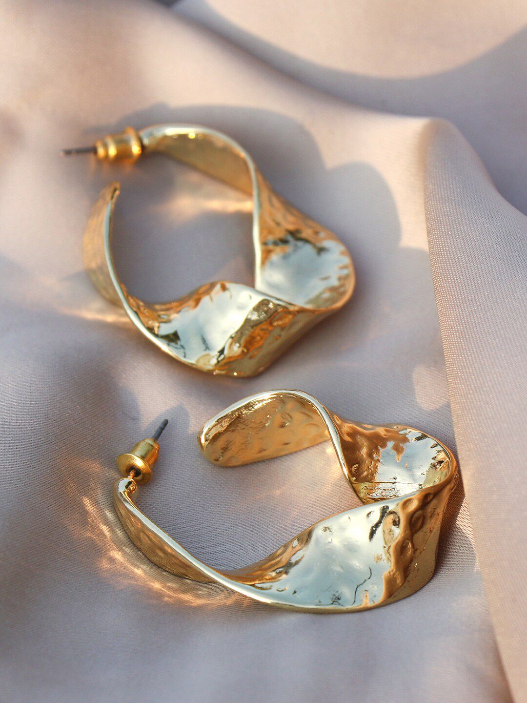 JOKER & WITCH Gold-Toned Circular Half Hoop Earrings-picture-26