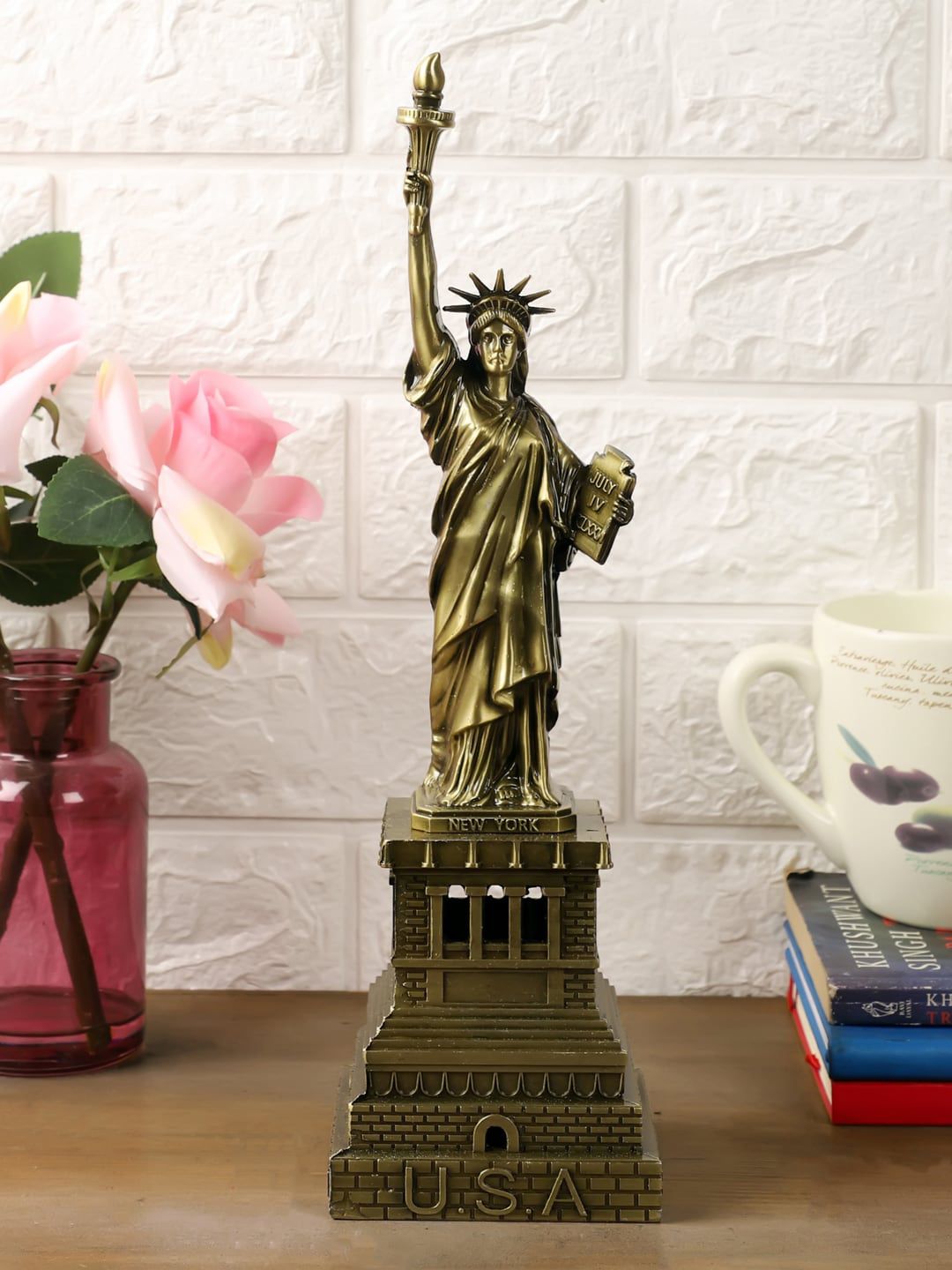 EXIM DECOR Gold-Toned Statue Of Liberty Showpiece-image-10