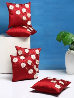 DREAM WEAVERZ - DREAM WEAVERZ Red & White Set of 5 Floral Square Cushion Covers