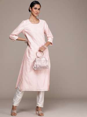 House of Pataudi Floral Printed Jashn Kurta