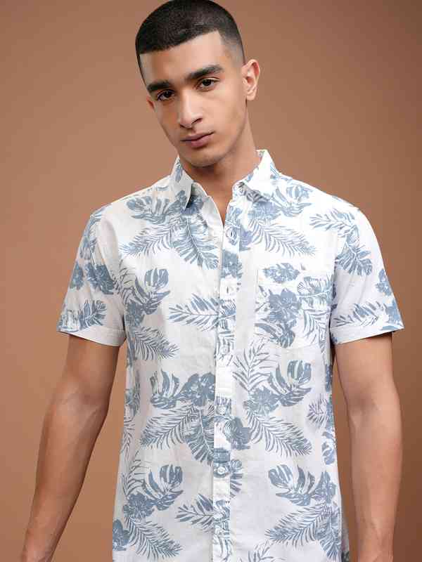 Beach Wear For Men - Buy Beach Wear For Men online in India