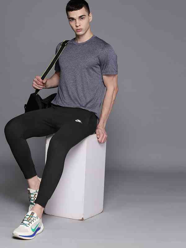 nike black slim fit joggers