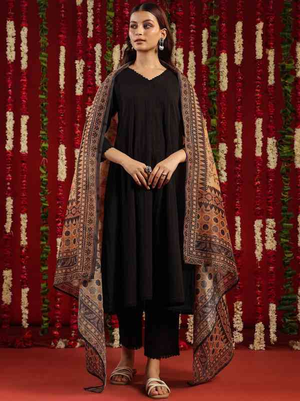 Black Anarkali - Buy Trendy Black Anarkali Online in India | Myntra