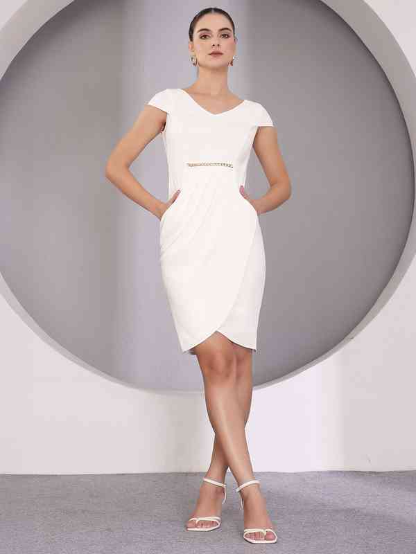 Gold Off White Women Dresses Bodycon - Buy Gold Off White Women Dresses  Bodycon online in India