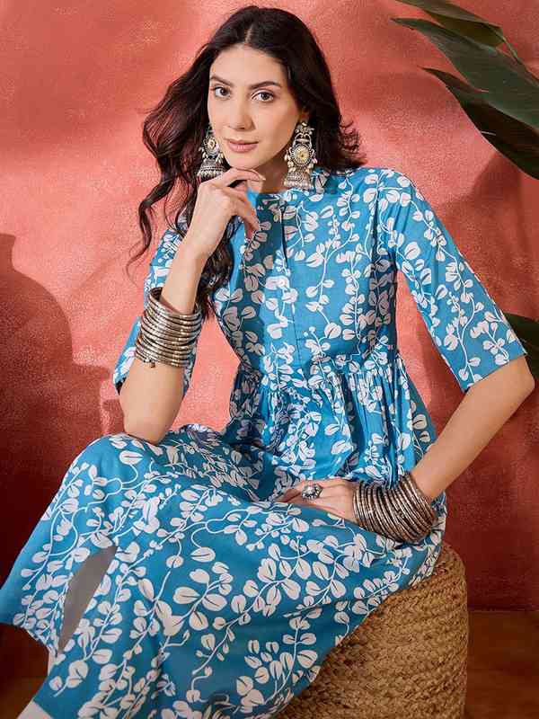 Women Knee Length Dresses - Buy Women Knee Length Dresses online in India