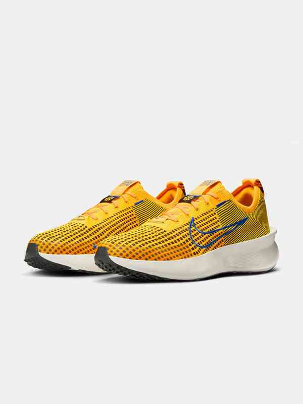 new nike yellow shoes