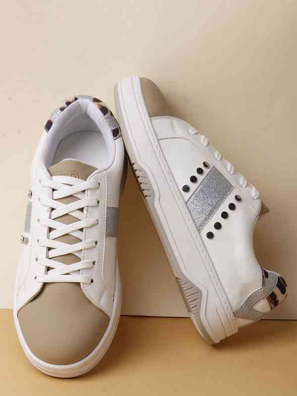 adidas gazelle silver green womens Sparx White Casual Shoes for Men SM-323
