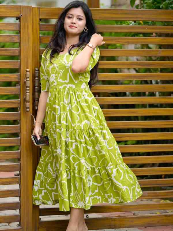 Women Anarkali Dresses - Buy Women Anarkali Dresses online in India
