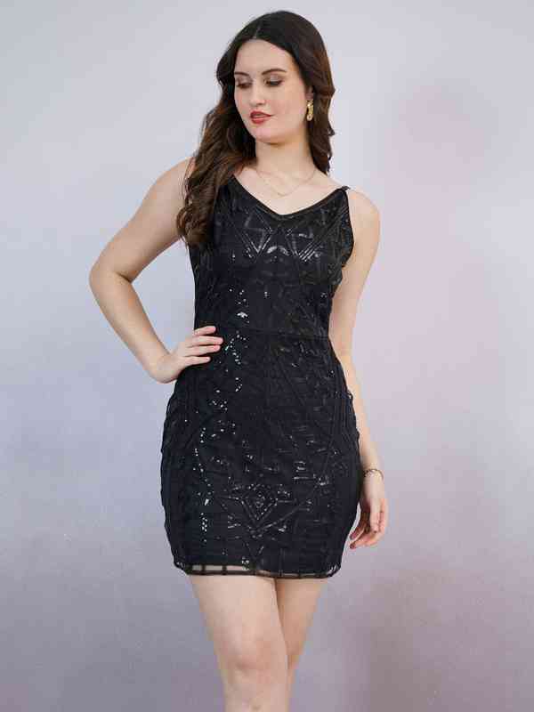 Black Embroidered Bodycon Dress - Buy Black Embroidered Bodycon Dress online in India Black Embroidered Bodycon Dress - Buy Black Embroidered Bodycon Dress online in India