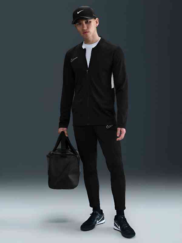 nike tracksuit basketball