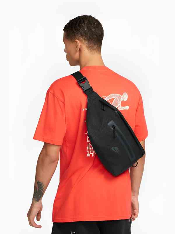nike waist bag price