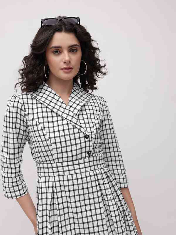 Classic Monochrome Check Midi Dress / S Seersucker Check Midi
